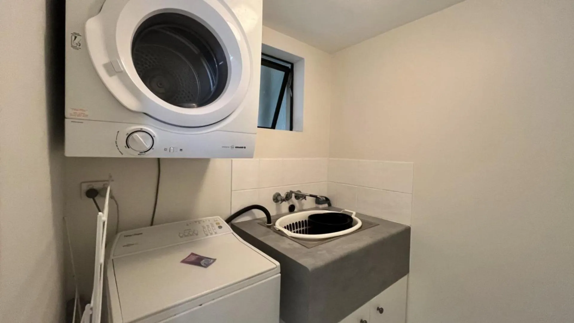 Shelley Point Apartments Unit 8 Caloundra 0*,